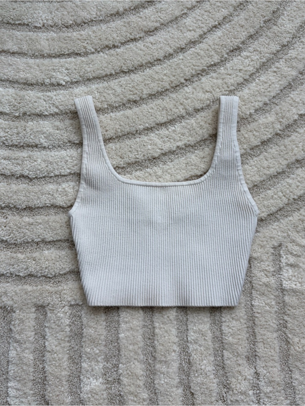 Babaton Sculpt Knit Cropped Tank Top